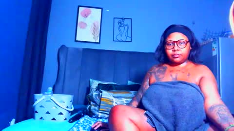 Pearl online show from February 21, 7:04 pm