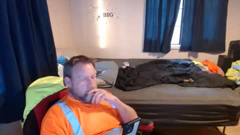 pecker40 online show from January 17, 9:40 pm