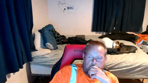 Snapshot of pecker40 chatting on July 3, 1:12 am pecker40 online show from July 3, 1:12 am
