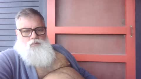 Snapshot of pecos8686 chatting on February 27, 3:01 pm pecos8686 online show from February 27, 3:01 pm