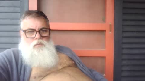 Snapshot of pecos8686 chatting on March 4, 4:02 pm pecos8686 online show from March 4, 4:02 pm