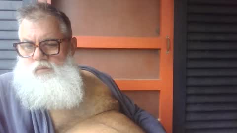 Snapshot of pecos8686 chatting on March 26, 2:55 pm pecos8686 online show from March 26, 2:55 pm