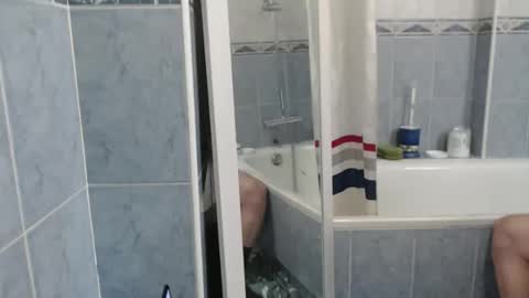 Snapshot of pedrojlennon281966 chatting on February 1, 2:15 pm pedrojlennon281966 online show from February 1, 2:15 pm