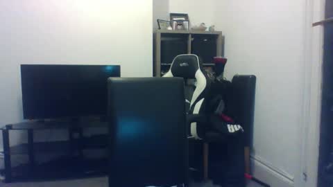 Snapshot of pedrok87 chatting on April 7, 12:55 am pedrok87 online show from April 7, 12:55 am