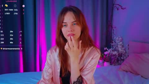 LisaDrako online show from September 30, 7:19 pm