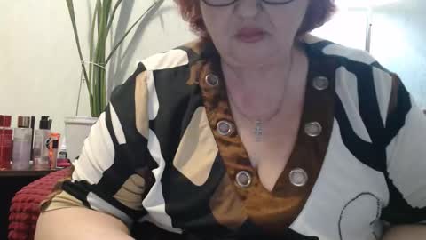 PeggySoft online show from April 8, 10:43 pm