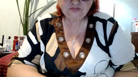 Snapshot of peggysoft chatting on June 16, 10:45 pm PeggySoft online show from June 16, 10:45 pm