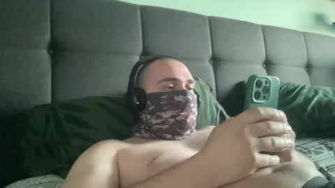 Snapshot of pelao2007 chatting on January 13, 11:32 pm easy cum online show from January 13, 11:32 pm