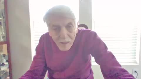 Snapshot of pem1650 chatting on October 1, 10:49 pm pem1650 online show from October 1, 10:49 pm