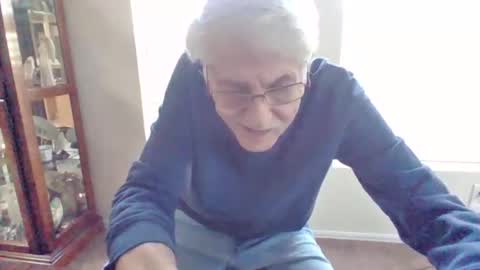 Snapshot of pem1650 chatting on October 21, 8:31 pm pem1650 online show from October 21, 8:31 pm