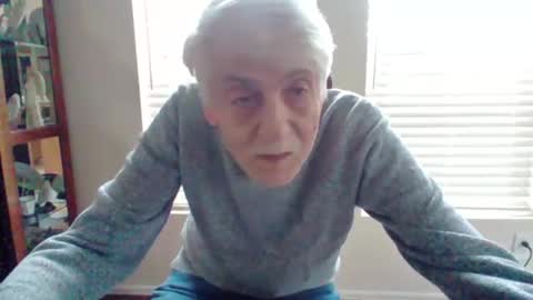 Snapshot of pem1650 chatting on October 26, 6:47 pm pem1650 online show from October 26, 6:47 pm