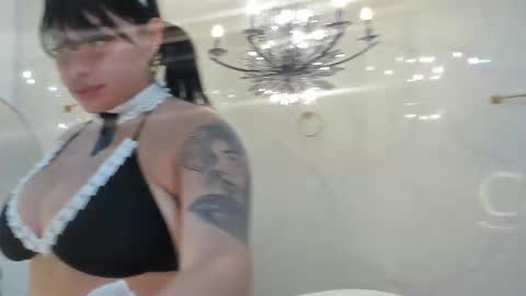 Karen online show from February 8, 10:51 am