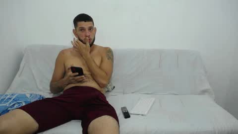 Snapshot of penelopeanddior chatting on April 11, 11:36 am independent model online show from April 11, 11:36 am