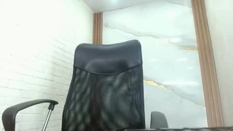 Penelopee Rouse online show from October 25, 12:18 am