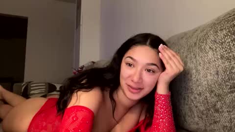 penelopeinwonderland online show from December 19, 3:02 am