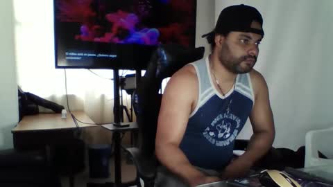 Carlos online show from February 5, 6:45 pm