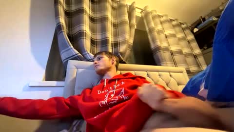 Penguin online show from January 18, 5:06 pm