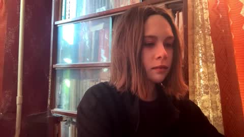 Snapshot of pennilinko chatting on March 15, 5:35 am Alya online show from March 15, 5:35 am