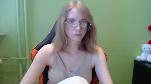 Penny online show from March 30, 1:12 pm