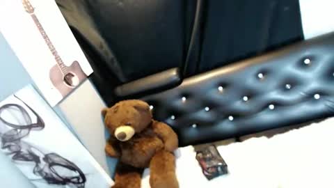 Snapshot of percycum_ chatting on April 5, 6:32 am call me percy online show from April 5, 6:32 am