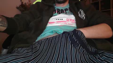 Snapshot of peregrintpelfox chatting on January 18, 5:33 am peregrintpelfox online show from January 18, 5:33 am