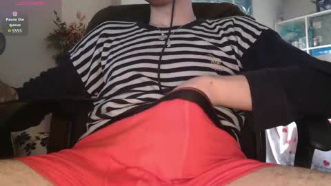 Snapshot of peregrintpelfox chatting on March 21, 8:52 am peregrintpelfox online show from March 21, 8:52 am