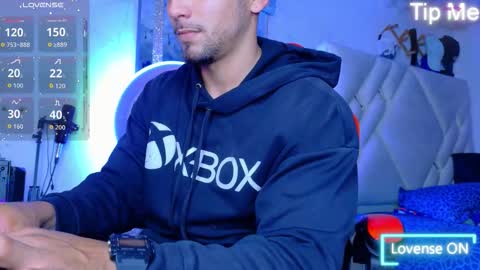 Snapshot of perfec_king00 chatting on November 2, 8:33 pm Jacob online show from November 2, 8:33 pm