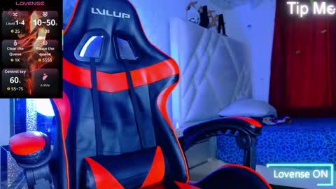 Snapshot of perfec_king00 chatting on December 15, 7:07 pm Jacob online show from December 15, 7:07 pm