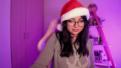 Sarah Ana Banana online show from December 13, 2:43 am