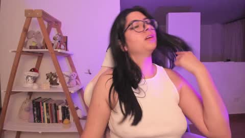 Sarah Ana Banana online show from January 22, 2:15 am