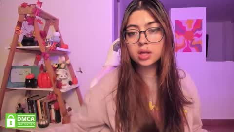 Sarah Ana Banana online show from October 14, 11:38 pm