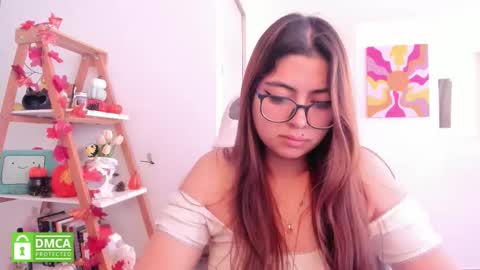 Sarah Ana Banana online show from October 20, 7:36 pm