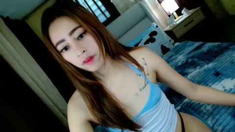 Snapshot of perfect_suckerqueen69 chatting on March 19, 6:39 am Sweet Gwen online show from March 19, 6:39 am