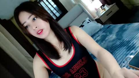 Sweet Gwen online show from May 12, 8:11 am