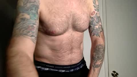 perfectfit1990 online show from February 1, 8:29 pm