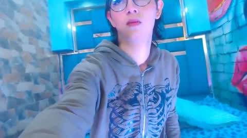 perfectlump online show from December 31, 1:08 pm