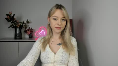 Snapshot of perfectxcindy chatting on January 24, 6:14 am Cindy online show from January 24, 6:14 am