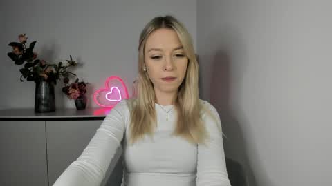 Snapshot of perfectxcindy chatting on January 29, 6:22 am Cindy online show from January 29, 6:22 am