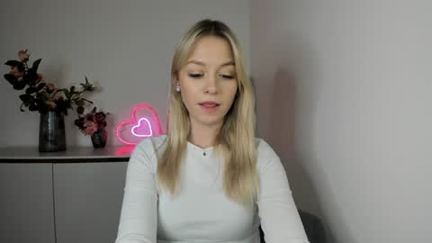 Snapshot of perfectxcindy chatting on January 29, 12:24 pm Cindy online show from January 29, 12:24 pm
