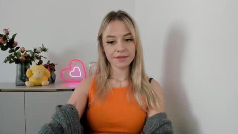 Snapshot of perfectxcindy chatting on February 13, 9:30 am Cindy online show from February 13, 9:30 am
