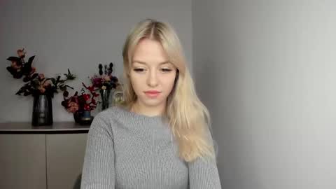 Snapshot of perfectxcindy chatting on February 24, 6:27 am Cindy online show from February 24, 6:27 am