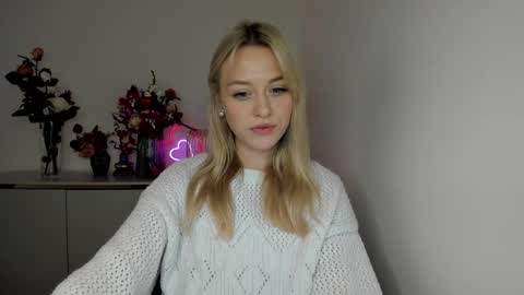 Snapshot of perfectxcindy chatting on March 7, 12:34 pm Cindy online show from March 7, 12:34 pm