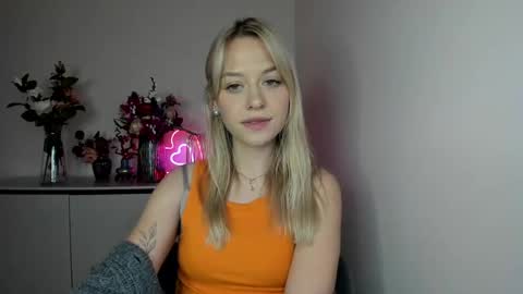 Snapshot of perfectxcindy chatting on March 12, 12:47 pm Cindy online show from March 12, 12:47 pm