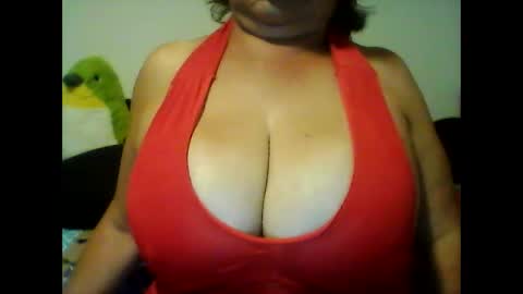perlita070822 online show from December 12, 4:15 am