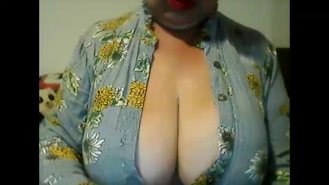 perlita070822 online show from December 31, 4:49 am