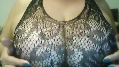Snapshot of perlita070822 chatting on July 15, 3:34 am perlita070822 online show from July 15, 3:34 am