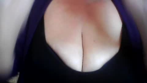 Snapshot of perlita070822 chatting on August 1, 3:06 am perlita070822 online show from August 1, 3:06 am