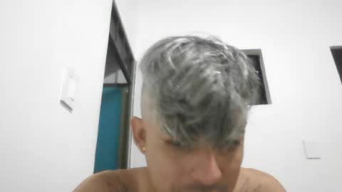 perrosumiso890007 online show from July 4, 1:34 am