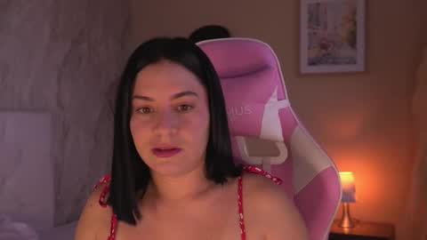 Snapshot of persefone_saira chatting on February 28, 11:33 am Marie online show from February 28, 11:33 am