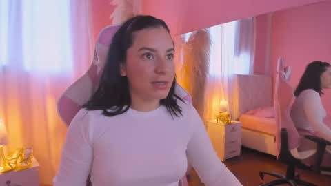 Marie online show from May 12, 11:07 am